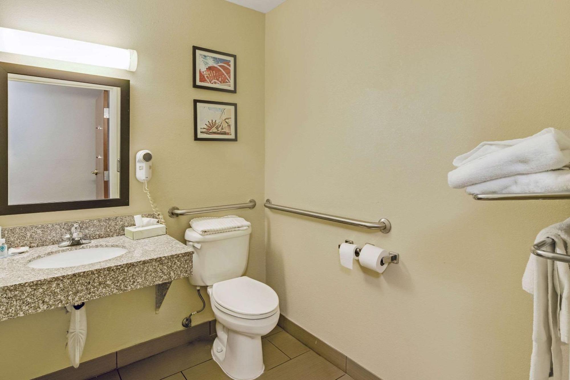 Comfort Inn Хендерсон Экстерьер фото